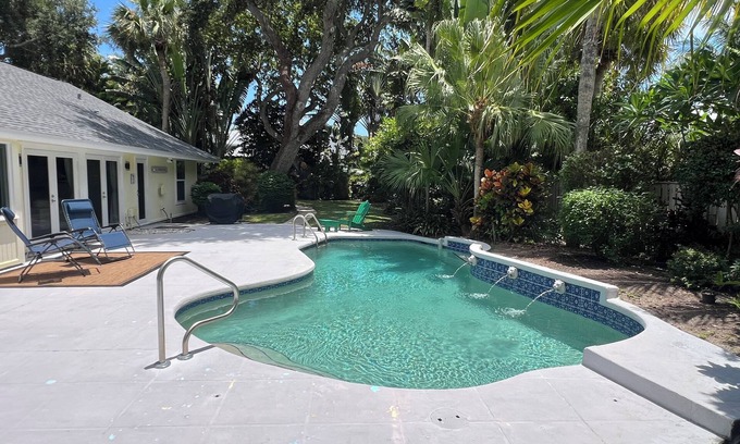 Vero Beach House | Charming Spacious House in Serene Vero Beach Orchid Island
