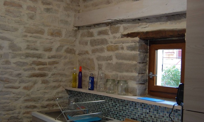 Remigny House | Charming stone house near Santenay, in the heart of the vineyards