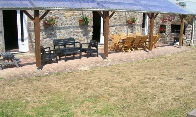 Auderville Cottage | Charming Stone House with Private Bathrooms, Fireplace, and South-Facing Terrace in La Hague