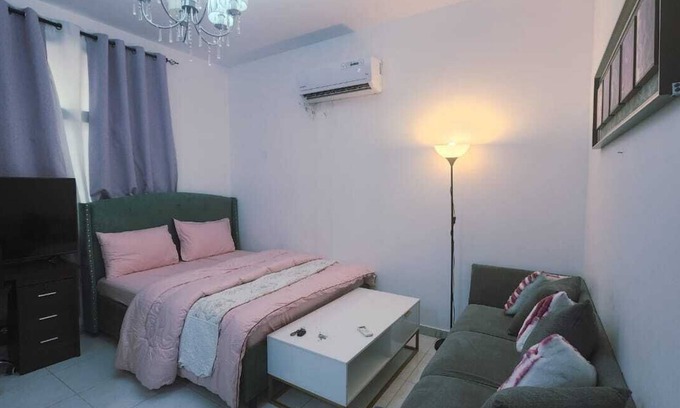 Abu Dhabi Apartment | Charming studio apartment.