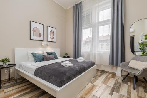 Erzsebetvaros Apartment | Charming Studio Apartments in Central Budapest