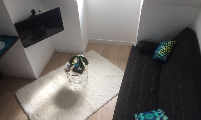 Rodez Apartment | Charming Studio at the foot of the Cathedral