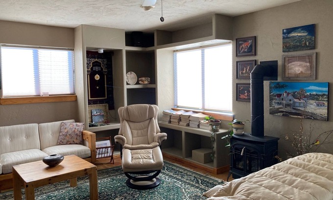 Westcliffe Apartment | Charming studio in Westcliffe gorgeous views of the Sangre de Cristo mountains
