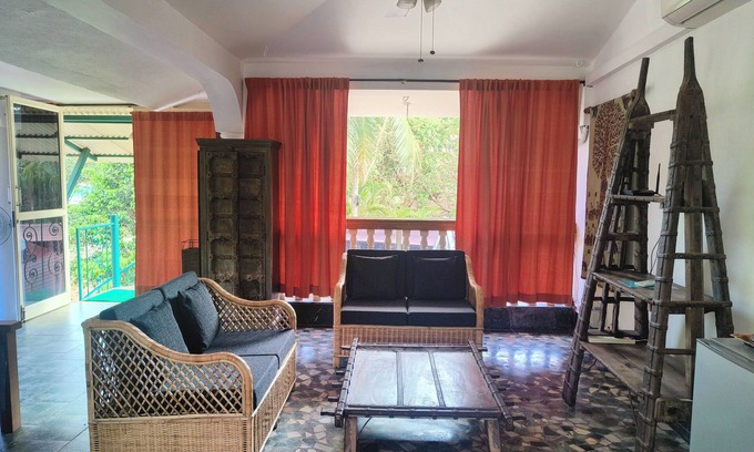 Vagator Apartment | Charming studio in wonderful Vagator Beach Goa