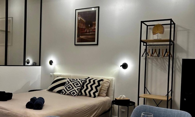 Nancy City Centre Apartment | Charming studio Le Petit Godron - Nancy Centre, 50 metres from Place Stanislas