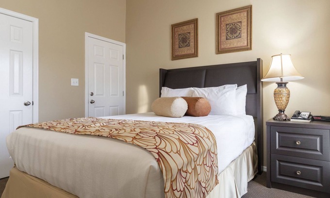 Branson Apartment | Charming Studio w/Pool Access in Branson