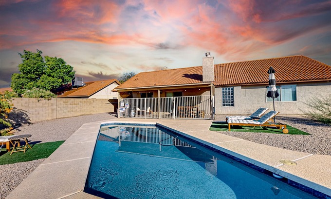 Alta Mesa Community Association House | Charming & sunlit villa with private pool, patio, & firepit - near golf & trails