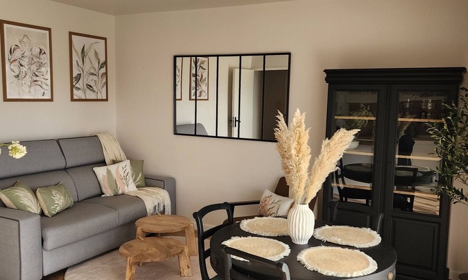 Ploumagoar Apartment | Charming T2 Apartment Completely Renovated with Terrace in Saint-Agathon
