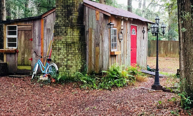North Charleston Cottage | Charming tiny cottage in the woods
