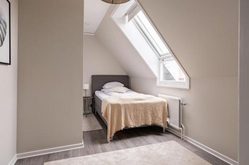 Innerstaden Apartment | Charming topfloor APT in middle of Visby