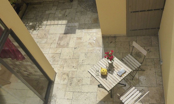 Arles House | Charming town house, cool and quiet.
