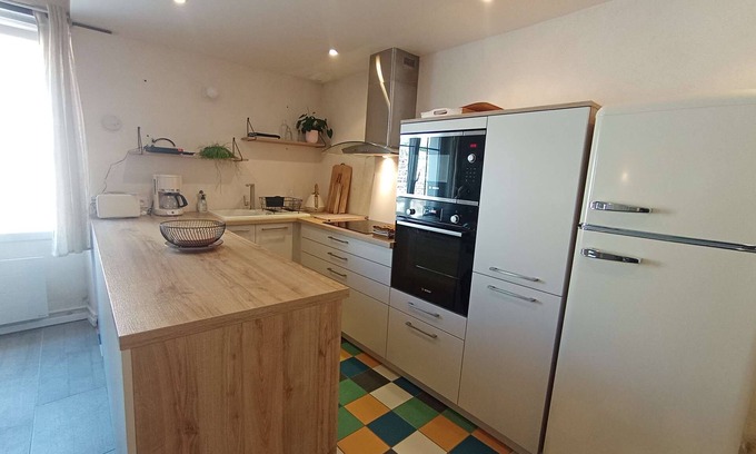 Etel House | Charming Townhouse in the Heart of Étel – classe3*