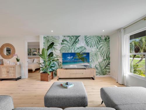 East Naples House | Charming Two-King-bedroom house in delightful Naples