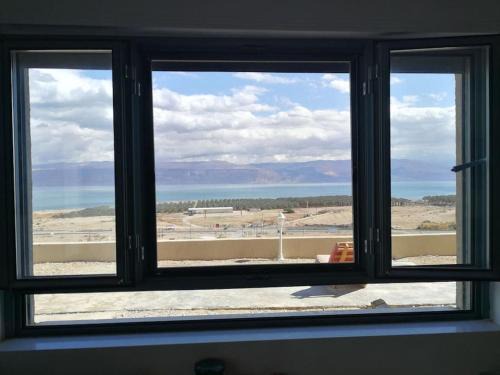 Al-Maghtas Apartment | Charming unit in Dead Sea