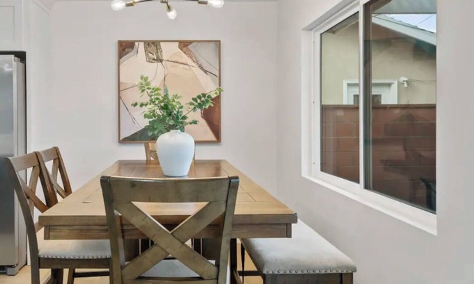 Rolling Hills Estates House | Charming 3-bedroom house in Rolling Hills Estates with WiFi