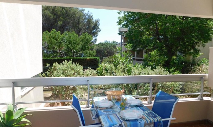 Boulouris-sur-Mer Apartment | Charming 'Valmer' Boulouris Studio with Parking 2mn from the beach