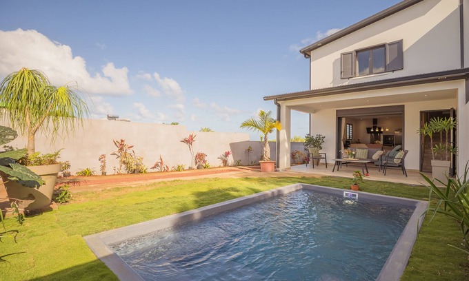 Plateau Goyave Villa | Charming villa between sea and mountains, ideal for friends or family