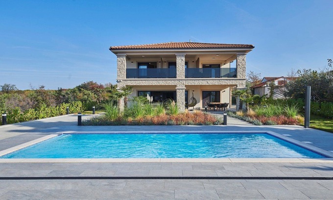 Brzac Villa | Charming Villa Brzac with pool and sauna
