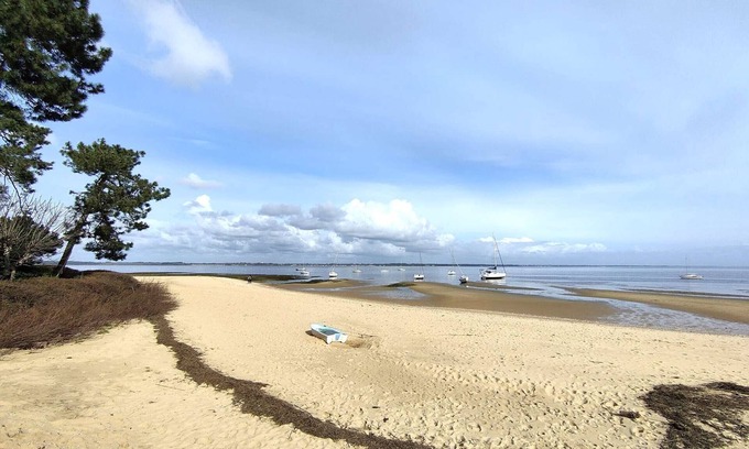 Claouey Villa | Charming Villa Near Arcachon Beach, Claouey