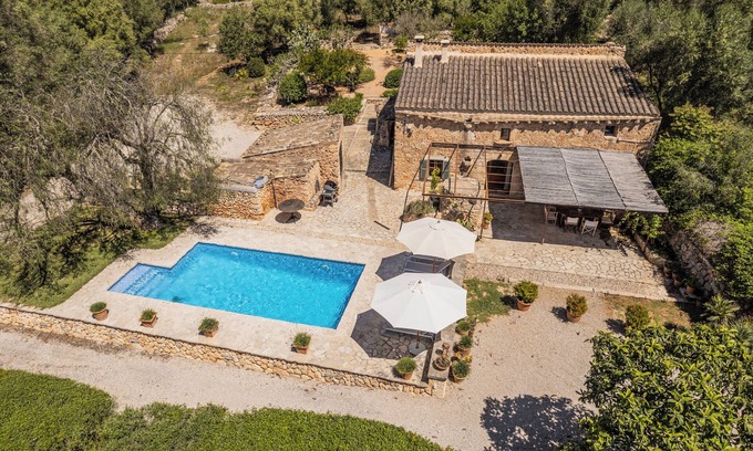 Sencelles Villa | Charming villa in Ruberts in authentic Mallorca, offering all modern comforts.