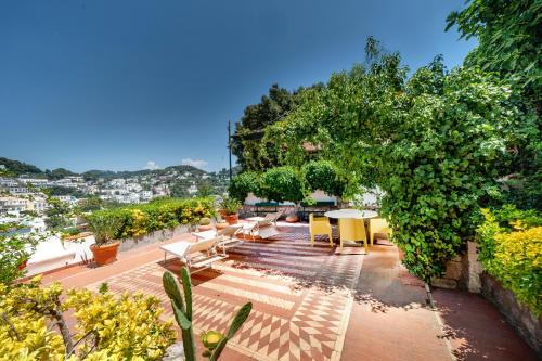 Capri Villa | Charming Villa