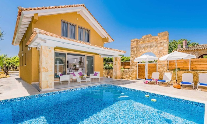 Drosia Villa | Charming villa, nestled in lovely gardens