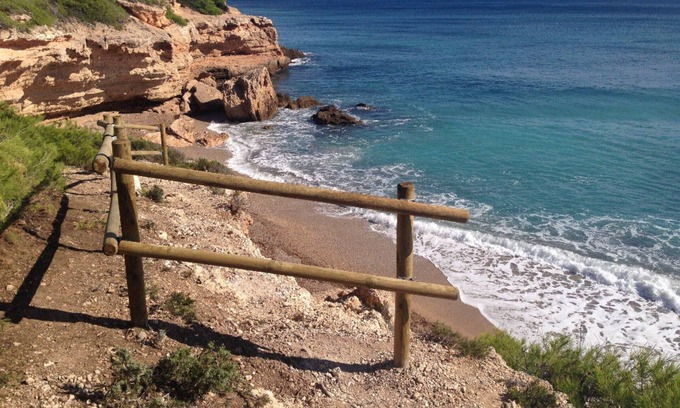 L Almadrava House | Charming Villa with Private Pool, BBQ, and AC in Costa Dorada Near Beach and Port Aventura