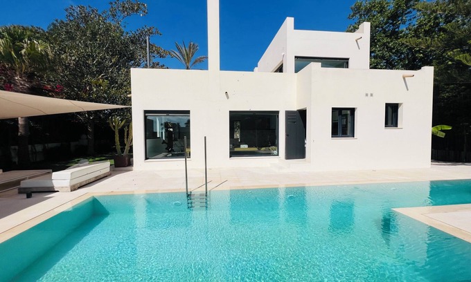 Santa Eulalia del Rio Ski Chalet | Charming Villa Walking Distance to the sea
