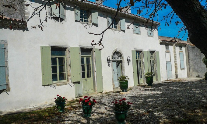 Gaja-et-Villedieu House | Charming vineyard house classified on 3* with nice swimming pool