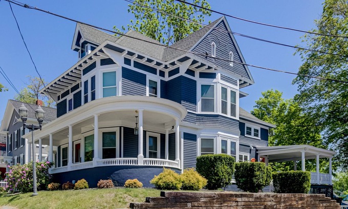 Laconia House | Charming water front home with firepit, game room & washer/dryer - dog-friendly