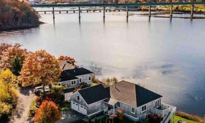 Belfast House | Charming waterfront property - Seabreeze, Belfast