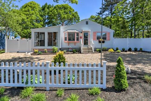 West Yarmouth House | Charming West Yarmouth Home about 2 Mi to Beach!