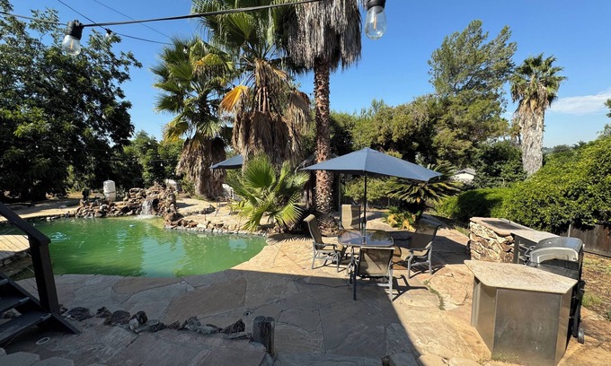 Rancho San Diego House | Charming Wood house with pool & basket court