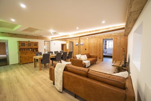 Sent Apartment | Chasa Capricorn Sent