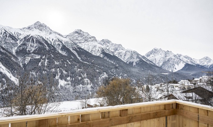 Sent Apartment | Chasa Chavröl: 3.5 room holiday apartment at with panoramic view in Sent