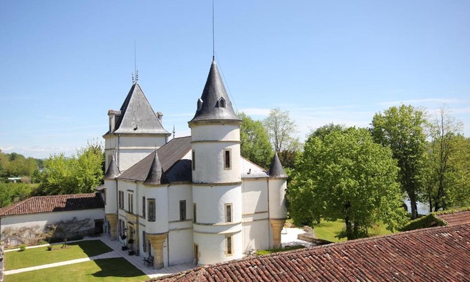 Fongrave House | Chateau Caillac