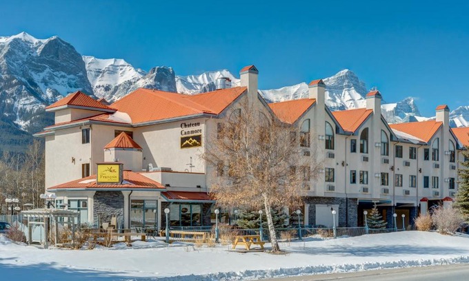 Canmore Hotel | Chateau Canmore