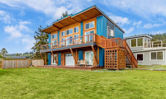 Lagoon Point House | Chateau Coho - Beach Access