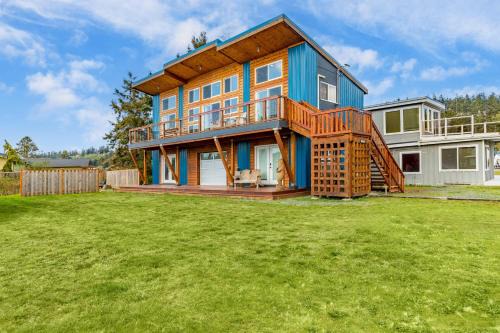 Lagoon Point House | Chateau Coho by AvantStay Easy Beach Access