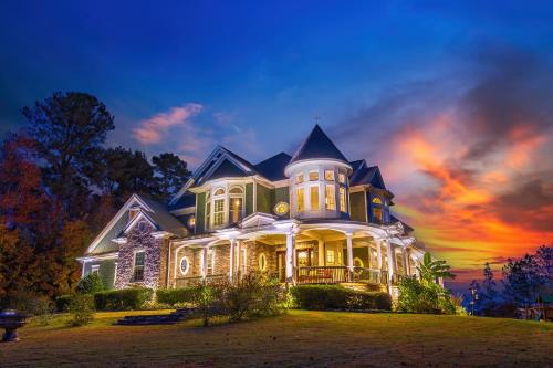 Wake Forest Villa | Chateau D'Amour