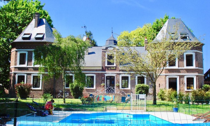 Nesle-Normandeuse Villa | Chateau de la Vallee, Normandy
