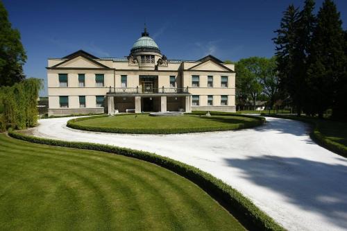 Kolin 2 Hotel | Chateau Kotěra