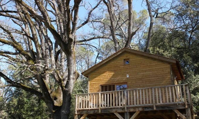 Saint-Antonin-du-Var Bed & Breakfast | Chateau Mentone