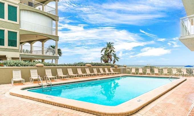 Indian Shores Condo | Chateaux 504 - GULF FRONT Condo - A View from the TOP