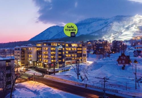 Hirafu Hotel | Chatrium Niseko Japan