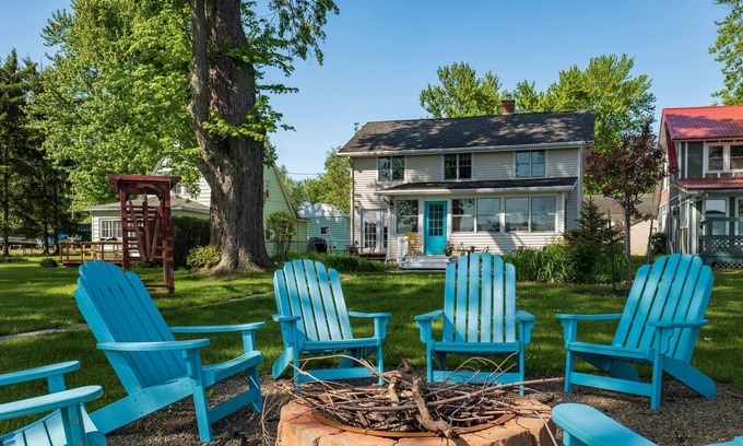Bemus Point House | Chautauqua Lake Front Property - Walk to the Village of Bemus Point!