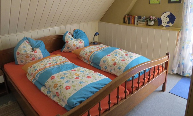 Neuende Apartment | cheap apartment with good connections