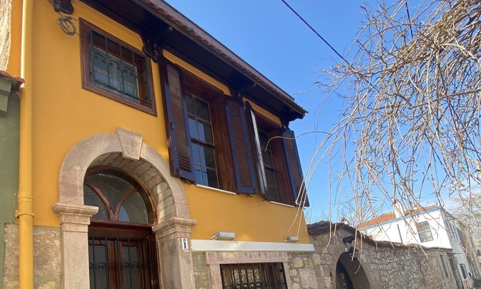 Ayvalik City Center House | Cheerful, Greek rooted Ayvalık townhouse
