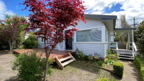 Katoomba House | Cheerful Mountain Cottage, 'Lynette'