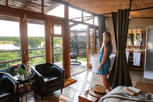 Ladysmith Cabin | Cheetah Ridge Lodge